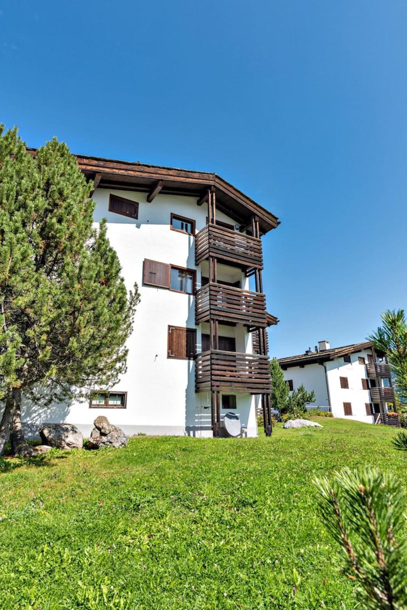 Chesa Trisur - Celerina Apartman Celerina/Schlarigna Kültér fotó